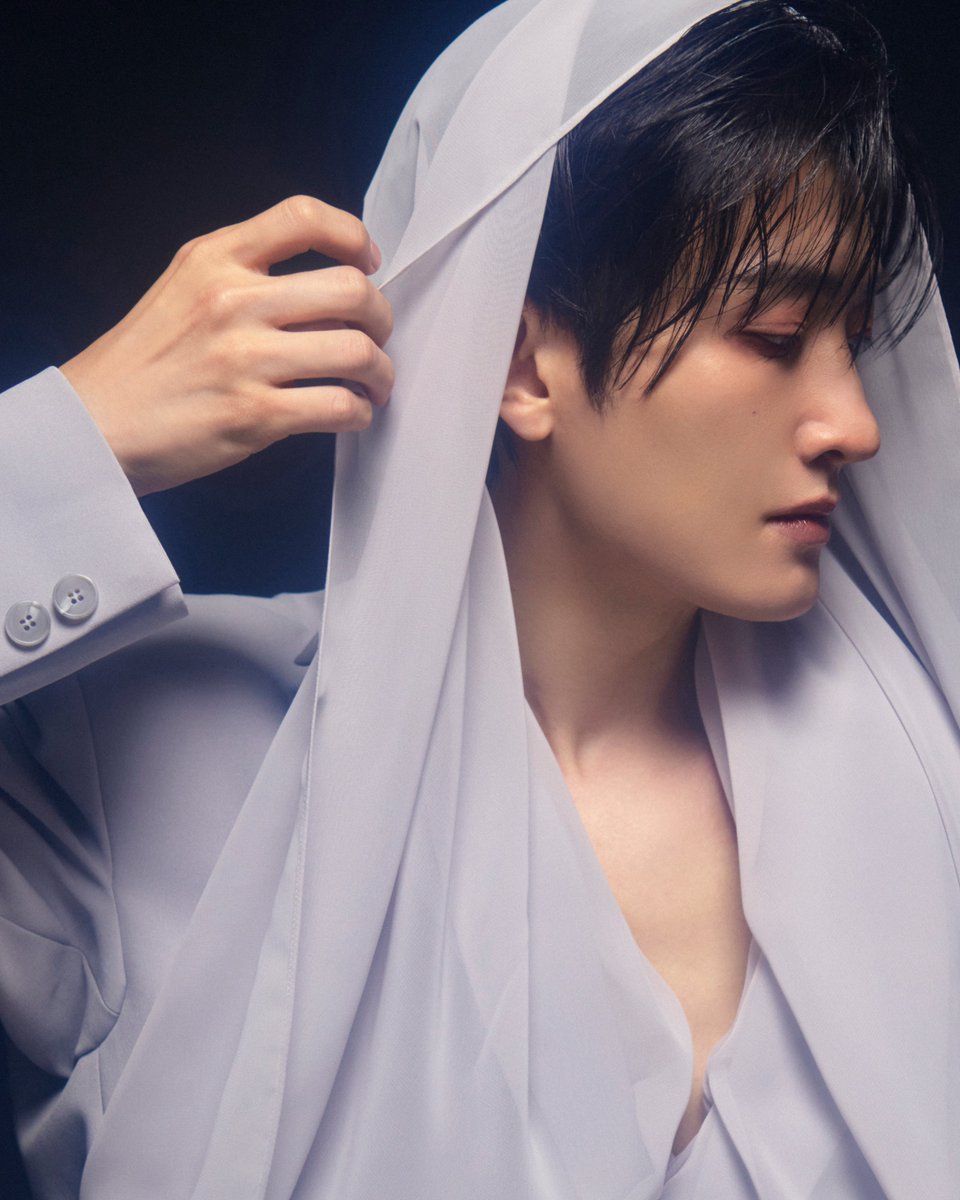 ZHOUMI_official's tweet photo. ZHOUMI 조미 ‘Ex Games’ Teaser Image 3

ZHOUMI 조미 【Ex Games】
➫ 2024.11.21 6PM (KST)

#조미 #ZHOUMI
#ExGames #ZHOUMI_ExGames https://t.co/CM873yEnzc