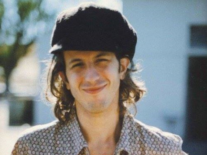 yosoyrorro's tweet photo. Hoy se cumplen VEINTICINCO AÑOS de la muerte de Don Carlos Eduardo Troconis Troconis, el verdadero rockstar venezolano.

Tenía 31 años de edad. La de música que nos dejó, y la que nos perdimos. https://t.co/RJ6KN6RvWc