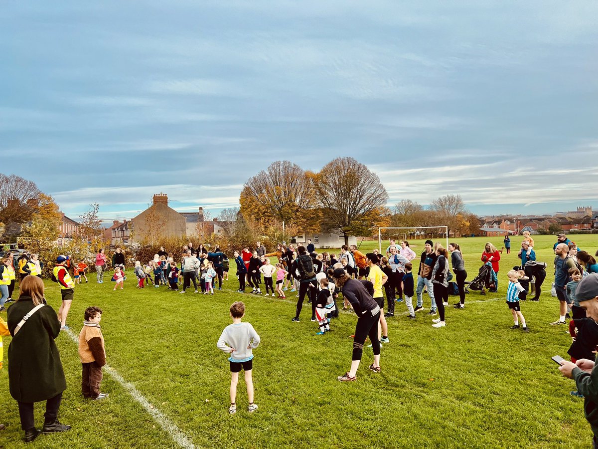 If you want a new perspective on what communities do-check this out. Not only did we have 87 kids and numerous parents at the CowBar Junior Parkrun this morning, but 2 of the 18 volunteers swept the path to make sure the leaves 🍁 were cleared. That’s dedication.