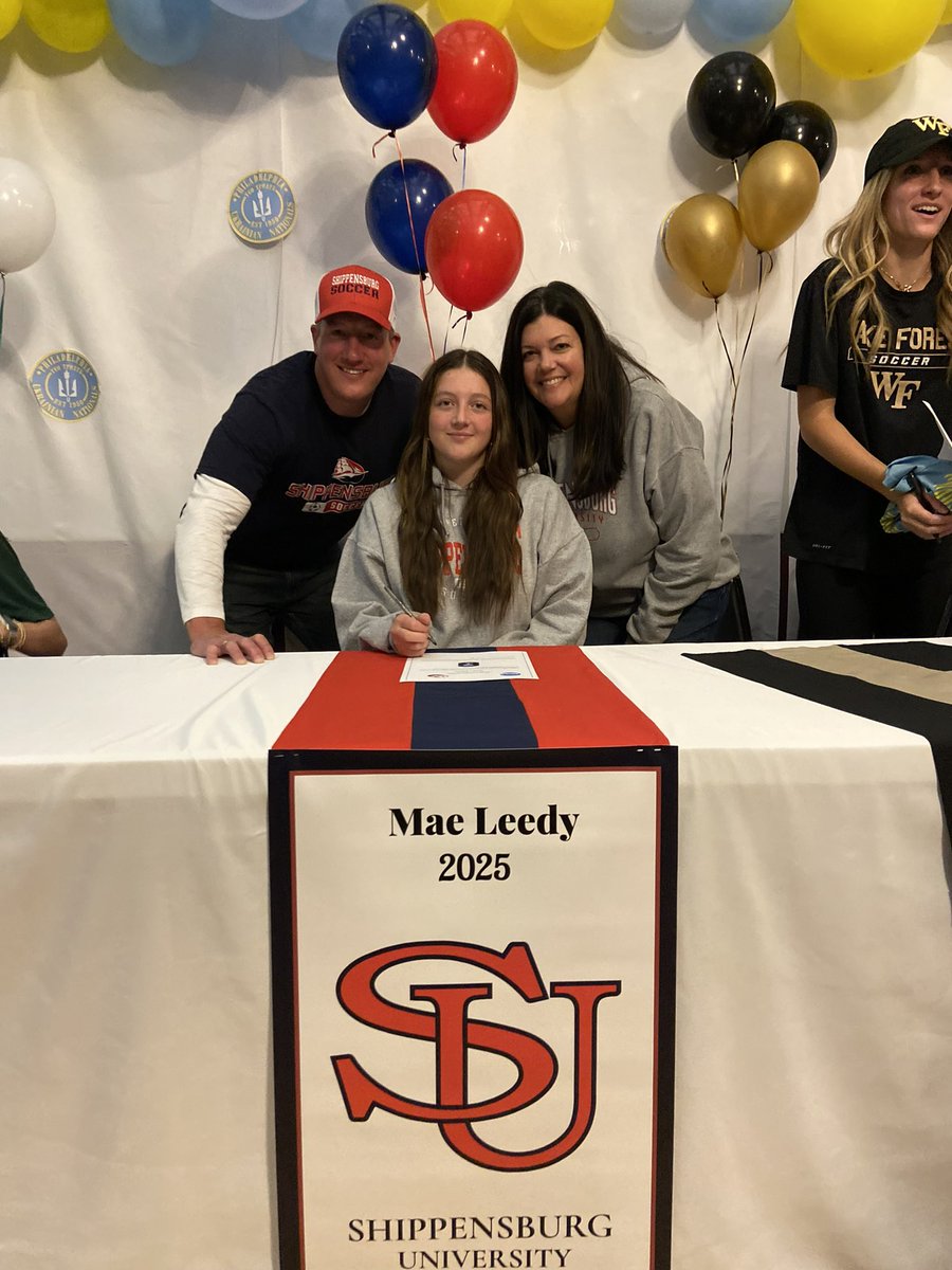 It’s official ❤️💙❤️💙