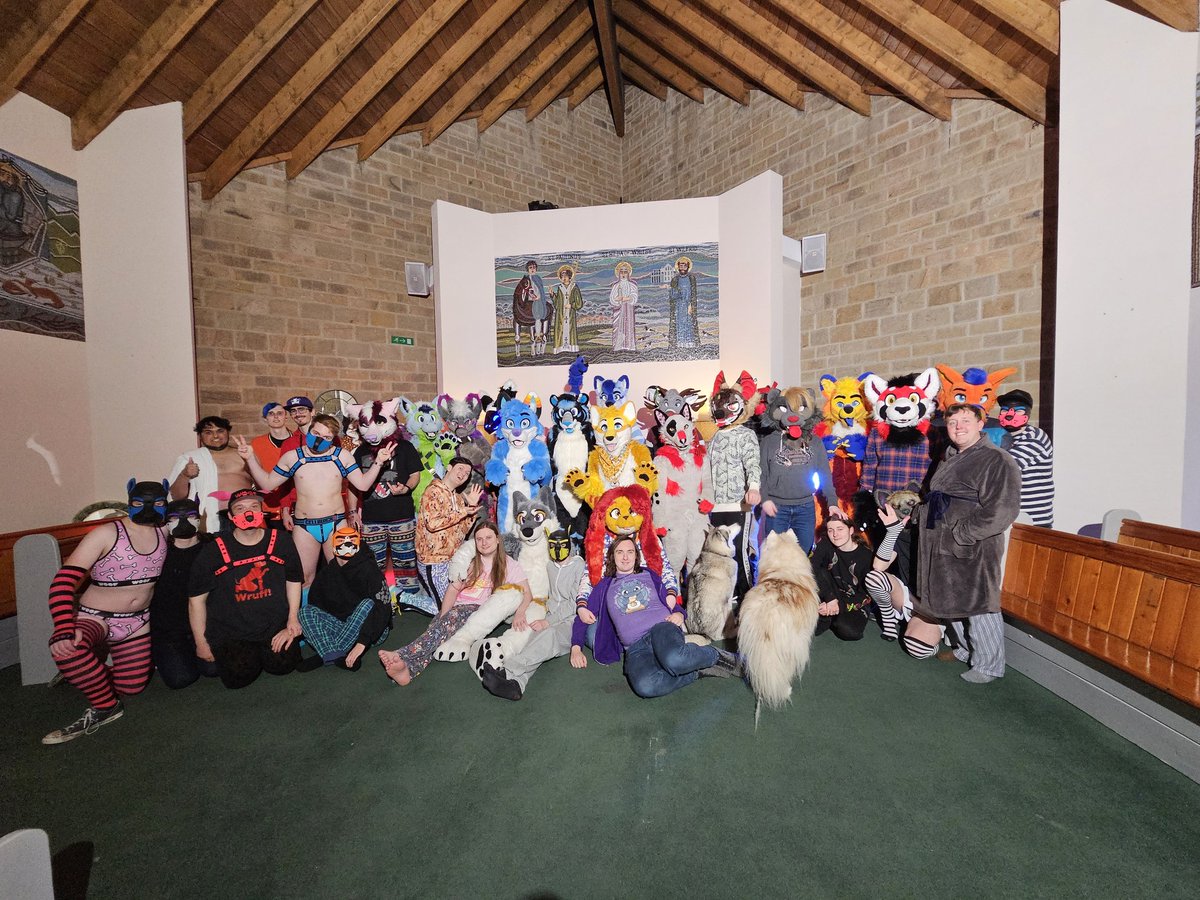 And yet another BonCon over and done with! 3 years running and still going strong! It has become the baby of <a href="/Draegarth/">Draegarth 💙 👣 🔜 #AnthroIrish2025</a> and myself! Look forward to seeing how it goes!