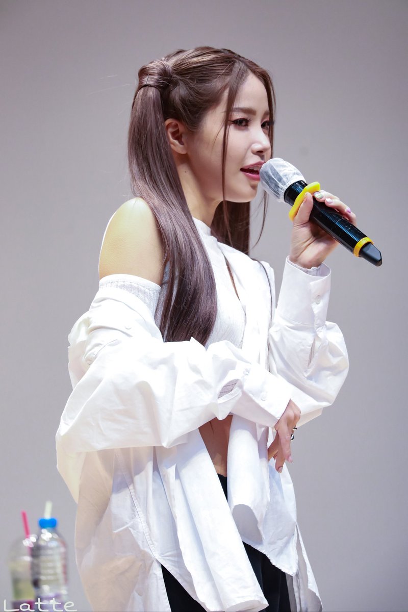 𝐋:𝐎𝐕𝐄𝐋𝐄𝐒𝐒 𝑂𝐹𝐹𝐼𝐶𝐼𝐴𝐿 tweet media