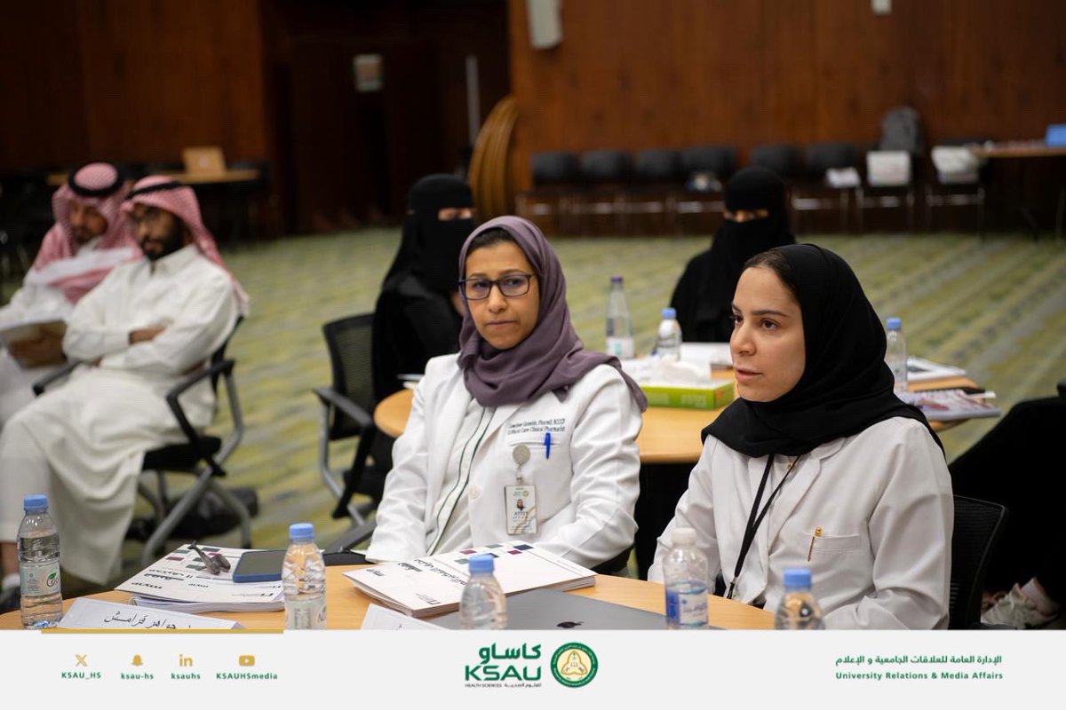 برعاية معالي رئيس الجامعة أ.د. بندر بن عبدالمحسن القناوي انطلقت اليوم فعاليات سلسلة تدريبية بعنوان "دورة محترف التفكير التصميمي"، والتي تنظمها إدارة خدمات التقنيات التعلمية في #كاساو، حيث تهدف الدورة إلى تعزيز مفاهيم التفكير التصميمي ومهاراته، والتي تعد أداة فعالة في حل المشكلات