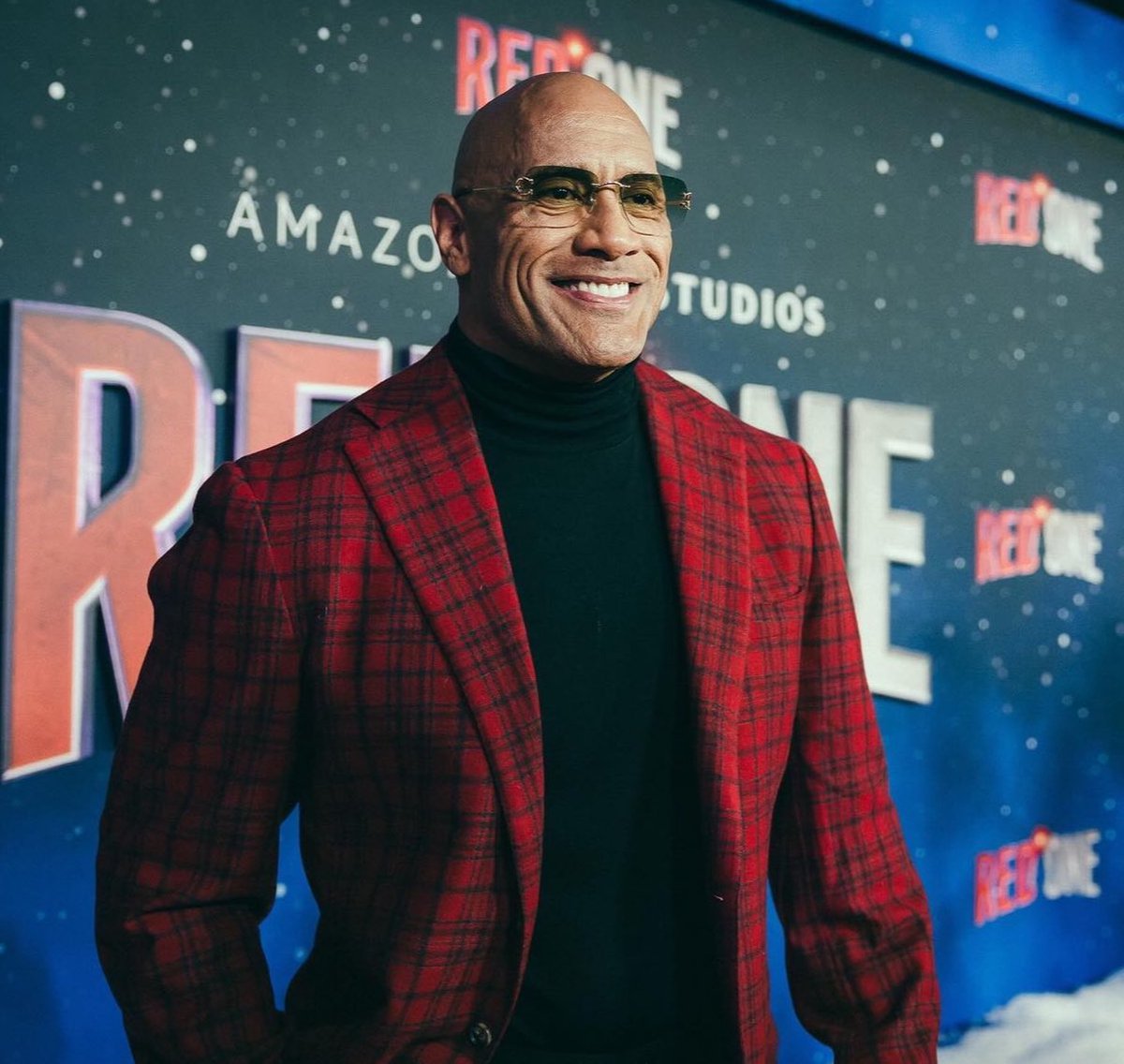 RKO_411's tweet photo. 🚨🚨🚨🚨 #RED_ONE
فيلم ذا روك الجديد RED ONE حقق 34.1 مليون دولار في ظهوره الأول بأمريكا 🥶🥶 https://t.co/PPcy7mn5pO