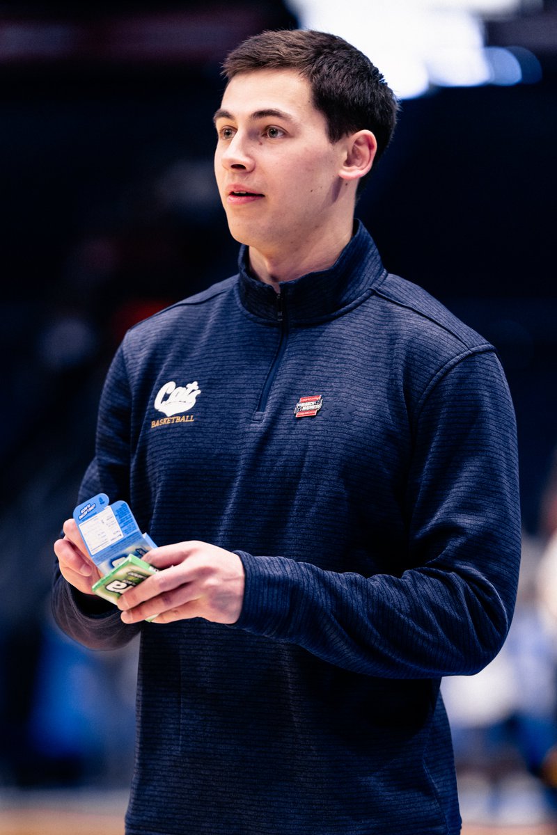Happy Birthday to our director of basketball operations, Shamrock Campbell! 🥳🎂

#GoCatsGo