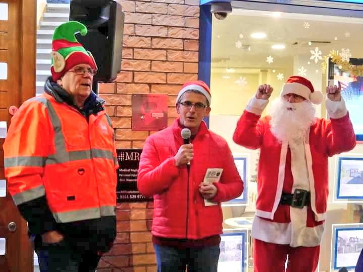 🎅Christmas in Withington is on Friday 6 December at 5pm outside the Red Lion Pub on Wilmslow Rd.🎄

There will be a brass band, local choirs, a visit from father christmas, gifts for the kids, festive refreshments and a great community event for everyone in Withington Village.🎁