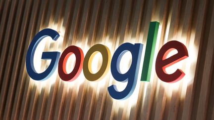 IATheYoker's tweet image. Google es el arma secreta de los expertos.

Pero el 90% no sabe usarla correctamente.

Estos 7 trucos cambiarán cómo buscas para siempre.