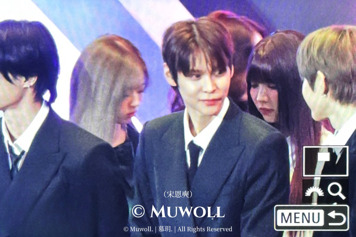 Muwoll's tweet image. 241117  #은석 #EUNSEOK #ウンソク #라이즈 #RIIZE