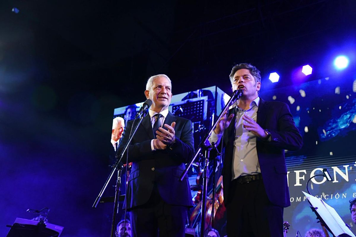 IgualarArg's tweet photo. Junto a @CarmelaMoreauOk y compañeros/as de Igualar, estuvimos presentes en la presentación de la nueva iluminación y sistema de sonido de la Catedral de #LaPlata, con la presencia de @Julio_Alak y @Kicillofok en el marco del 142 aniversario de #LaPlataCapital. https://t.co/7hr8Cd1wxk