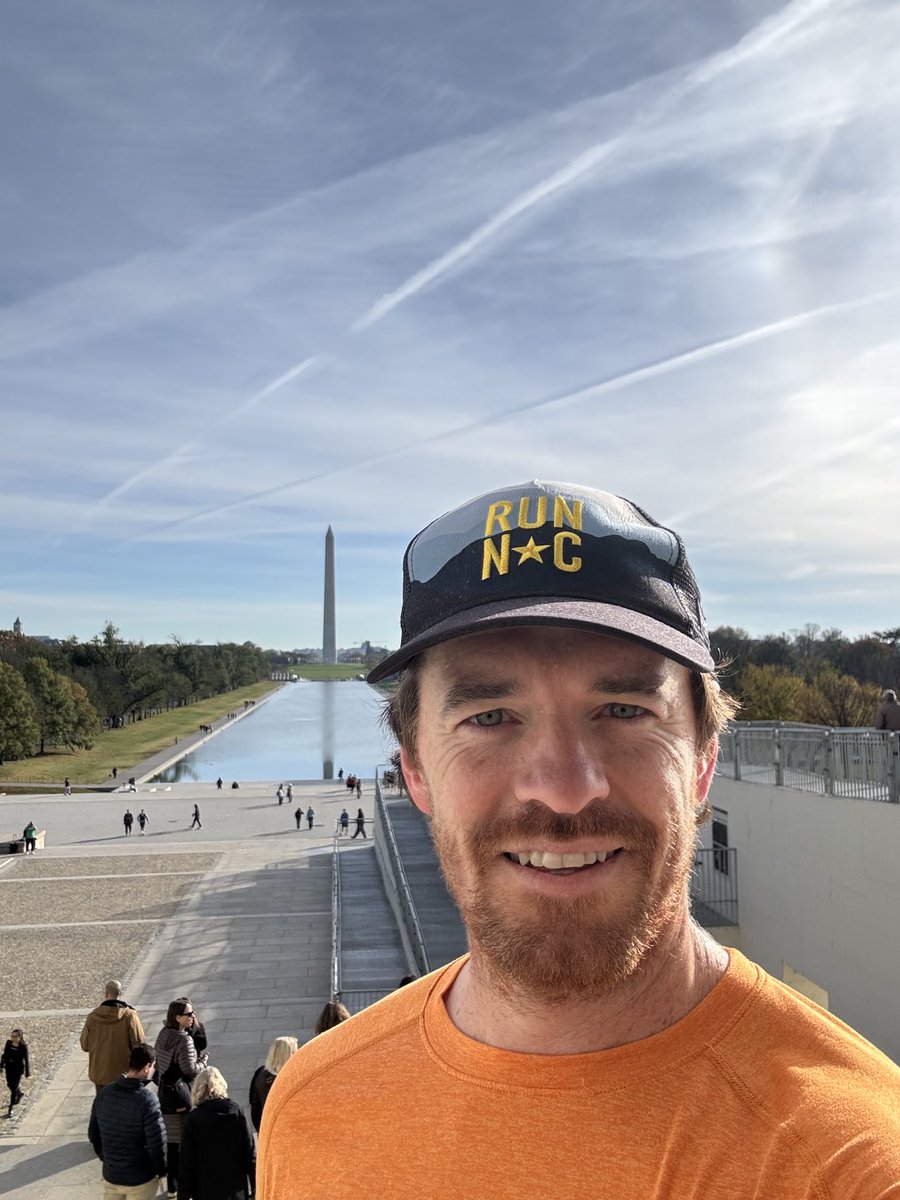 Phipps_MC's tweet photo. Obligatory National Mall run this morning https://t.co/AckfRqbYRF
