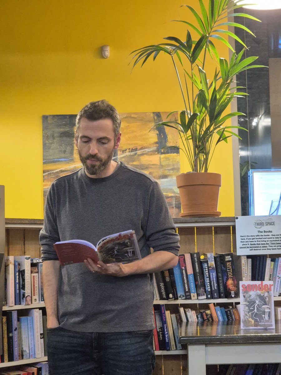 Thank you to everyone who joined us at our Issue X Launch Party! We had a lovely evening celebrating our contributors while opening the floor to an open mic. 

You can buy Issue X online or in stores!

sonderlit.com/product/sonder…