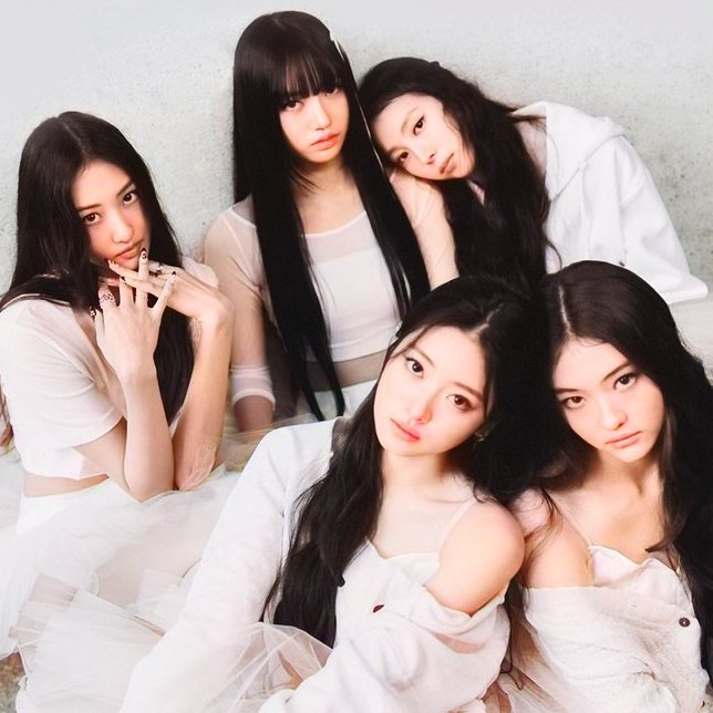 meovvbase's tweet photo. 📢TAG EVENT

MEOVV is coming back with TOXIC tomorrow. Please join the tag.

📅2024.11.18
⏰6 PM KST

TOXIC MV OUT NOW
#.MEOVV_TOXIC
#.MEOVV #.TOXIC https://t.co/Ifr92jT208