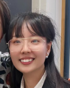 9DoorMaster's tweet photo. 【贫贱相】切不可娶，偏房为宜，笑不露齿，牙床子都露出来的，为极度贫贱之相，若为正房毁天灭地，偏房小妾或二奶三小为宜，英雄慧眼，玩玩即可 https://t.co/XNWTSaGrKw