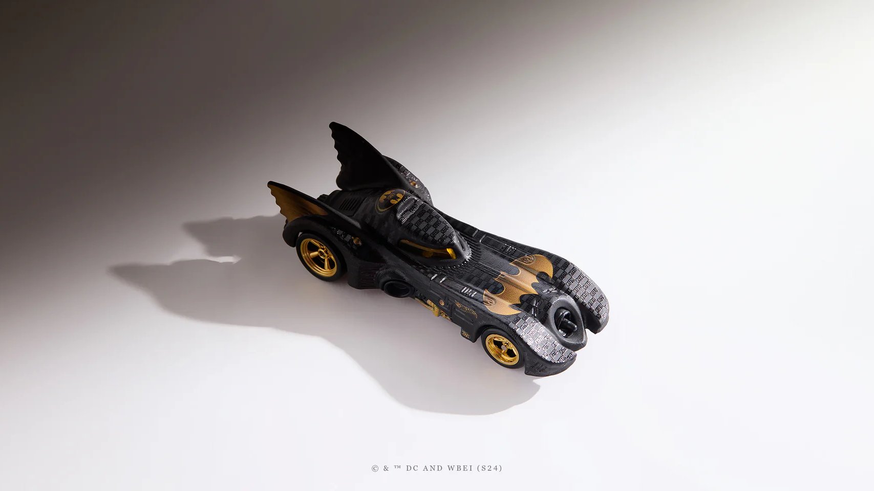 KITH BATMAN HOT WHEELS 1989 バットマンモービル KITH BATMAN HOT WHEELS 1989 バットマンモービル