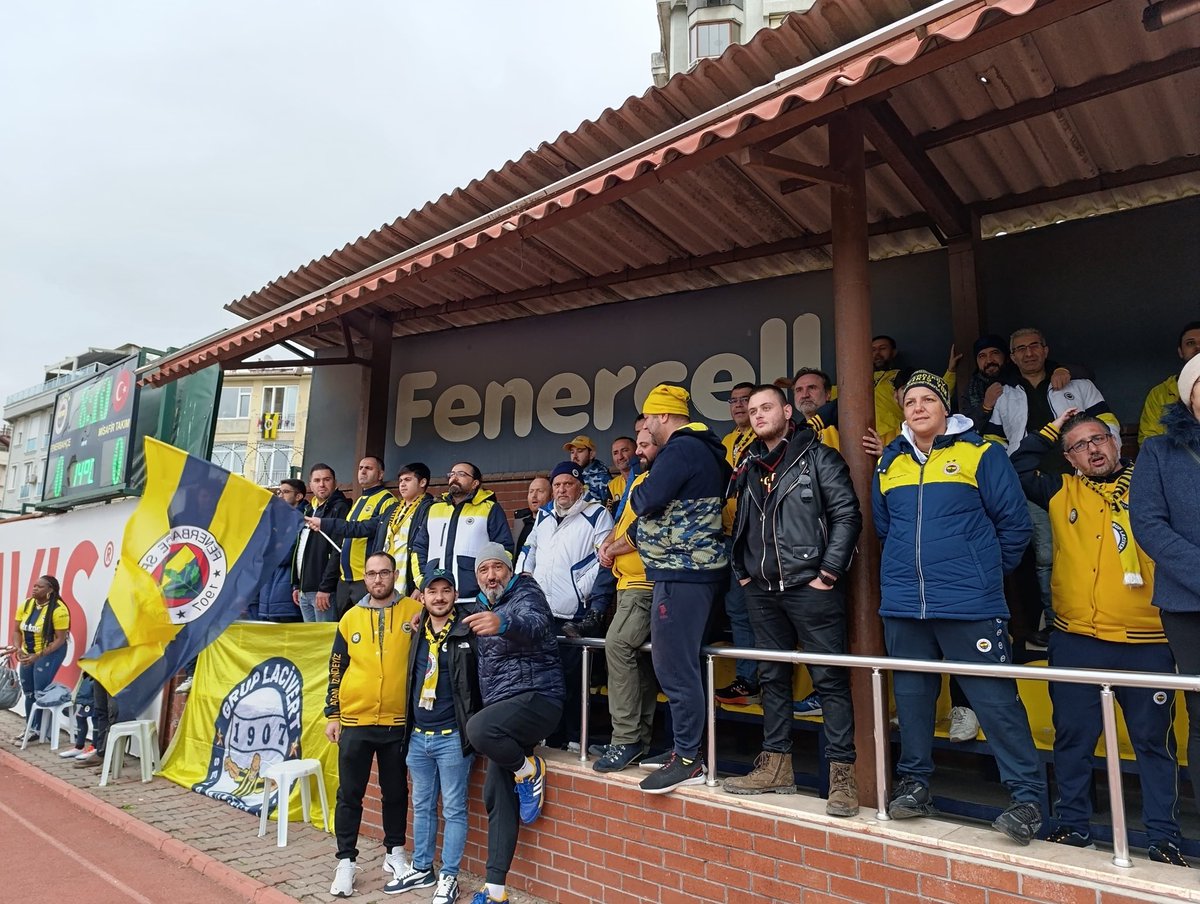 Her zaman her yerde en büyük FENERBAHÇE 💙💛#Fenerbahçe