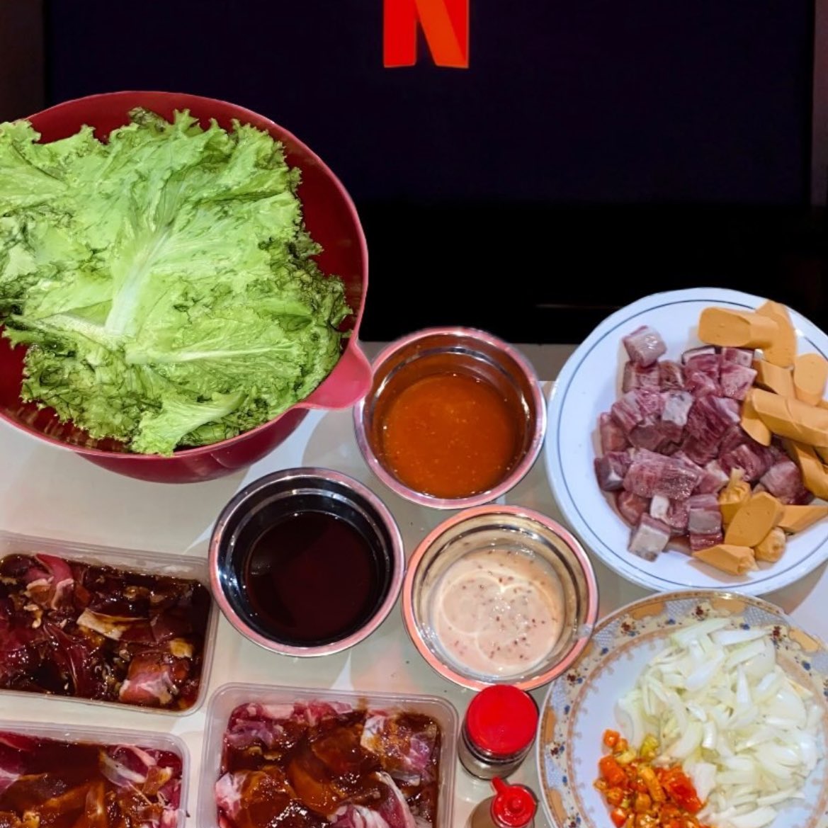 menyambut hari senin yuhu