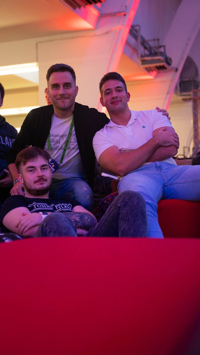 Luka Mečenero (@caliph_cs) on Twitter photo Našo sam dvoje cheater iznimke bananog iesf tima( izmedu ostalih banova) <a href="/SaltedCSGOO/">Krunoslav Katalinić</a> i cave man Neo koji nema twitter, al eto. <a href="/Mariuchii_cs/">Mario Grdovic</a> pa ti odi doma prije ovoga. <a href="/A1adrialeague/">A1 Adria League</a> navija se za Juggernauts <a href="/cskatalic/">Katalic</a> <a href="/sareniics/">Nemanja Sarenac</a> <a href="/andr1xCS/">Andrija Ljubić</a> . Našo sam dvoje cheater iznimke bananog iesf tima( izmedu ostalih banova) <a href="/SaltedCSGOO/">Krunoslav Katalinić</a> i cave man Neo koji nema twitter, al eto. <a href="/Mariuchii_cs/">Mario Grdovic</a> pa ti odi doma prije ovoga. <a href="/A1adrialeague/">A1 Adria League</a> navija se za Juggernauts <a href="/cskatalic/">Katalic</a> <a href="/sareniics/">Nemanja Sarenac</a> <a href="/andr1xCS/">Andrija Ljubić</a> .