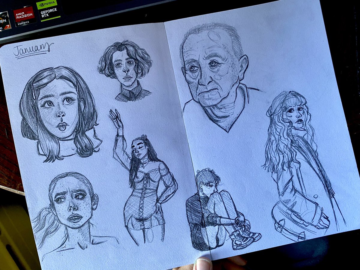 Practice sketches 🖤 can’t wait to start sharing new sketches at the new year!