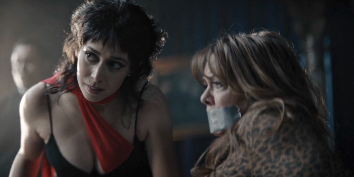 Sofia Gigante in her Ricky Lake era 🖤