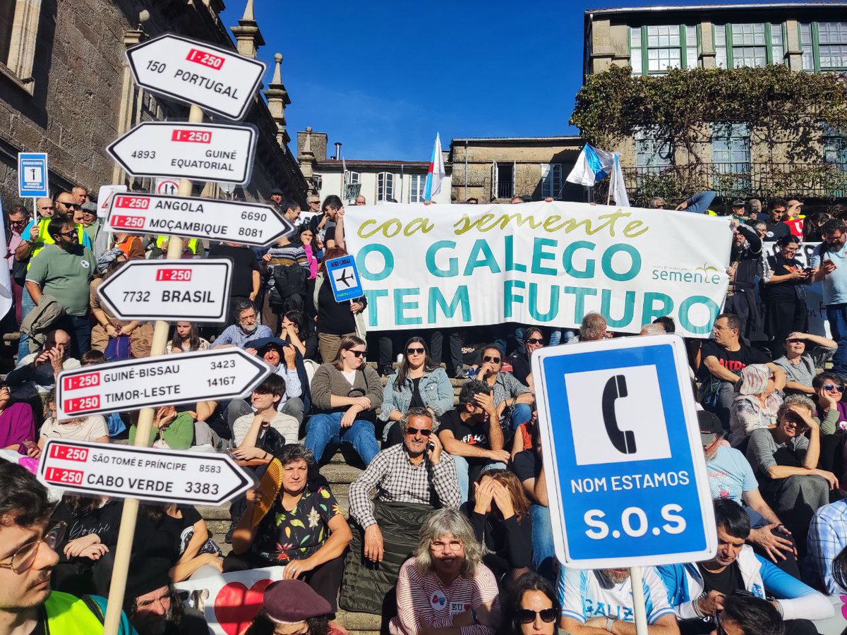 Escolas de Ensino Galego Semente tweet media