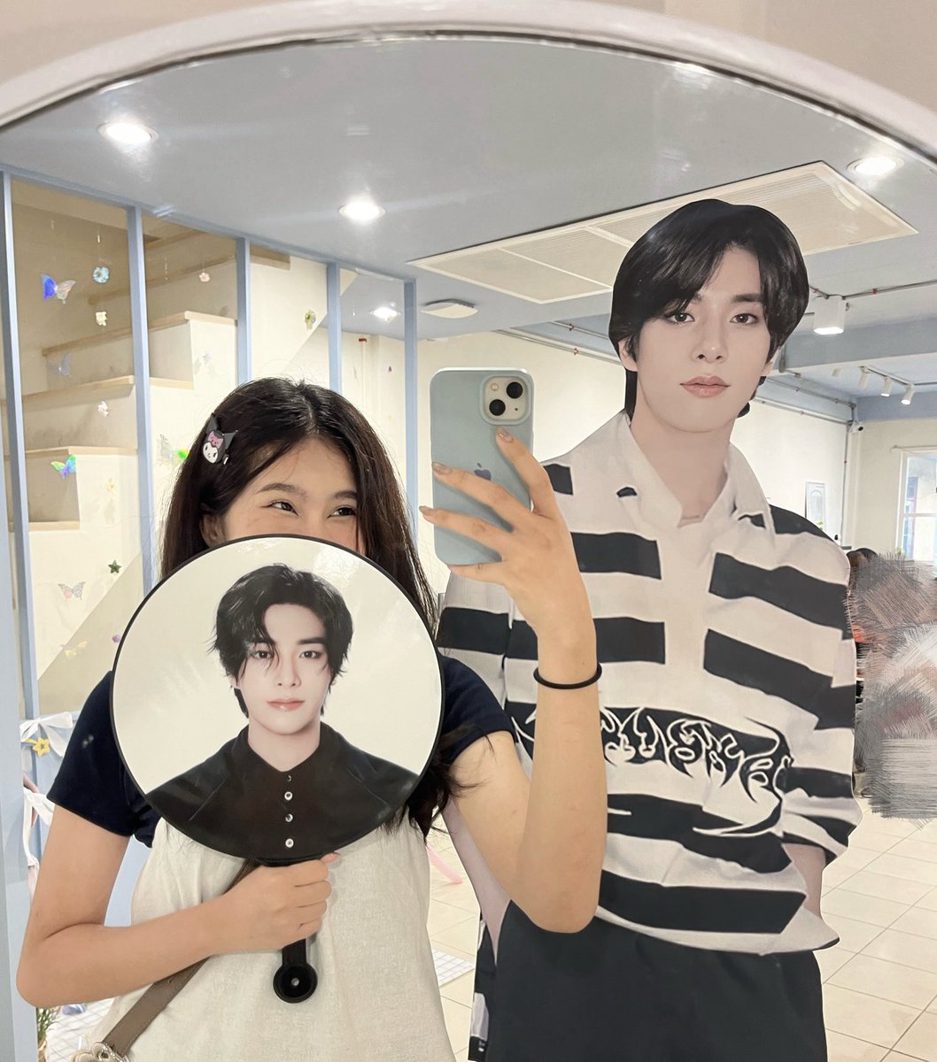 jpasimm's tweet photo. เฟ่น่ารักมากๆคับบ  กอว.ก็น่ารัก 😻😻 #Bluebloomsmemoirswith_JAKESIM https://t.co/fdR3z1C9TA