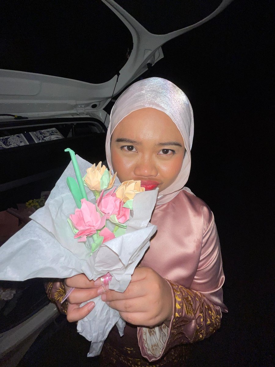 _ssangko's tweet photo. Flowers collections 🌷💐 genuinely love them all so much. i hope the flowers flourished, blooms and smells this way forever 🥹 https://t.co/3XCNvNptJL