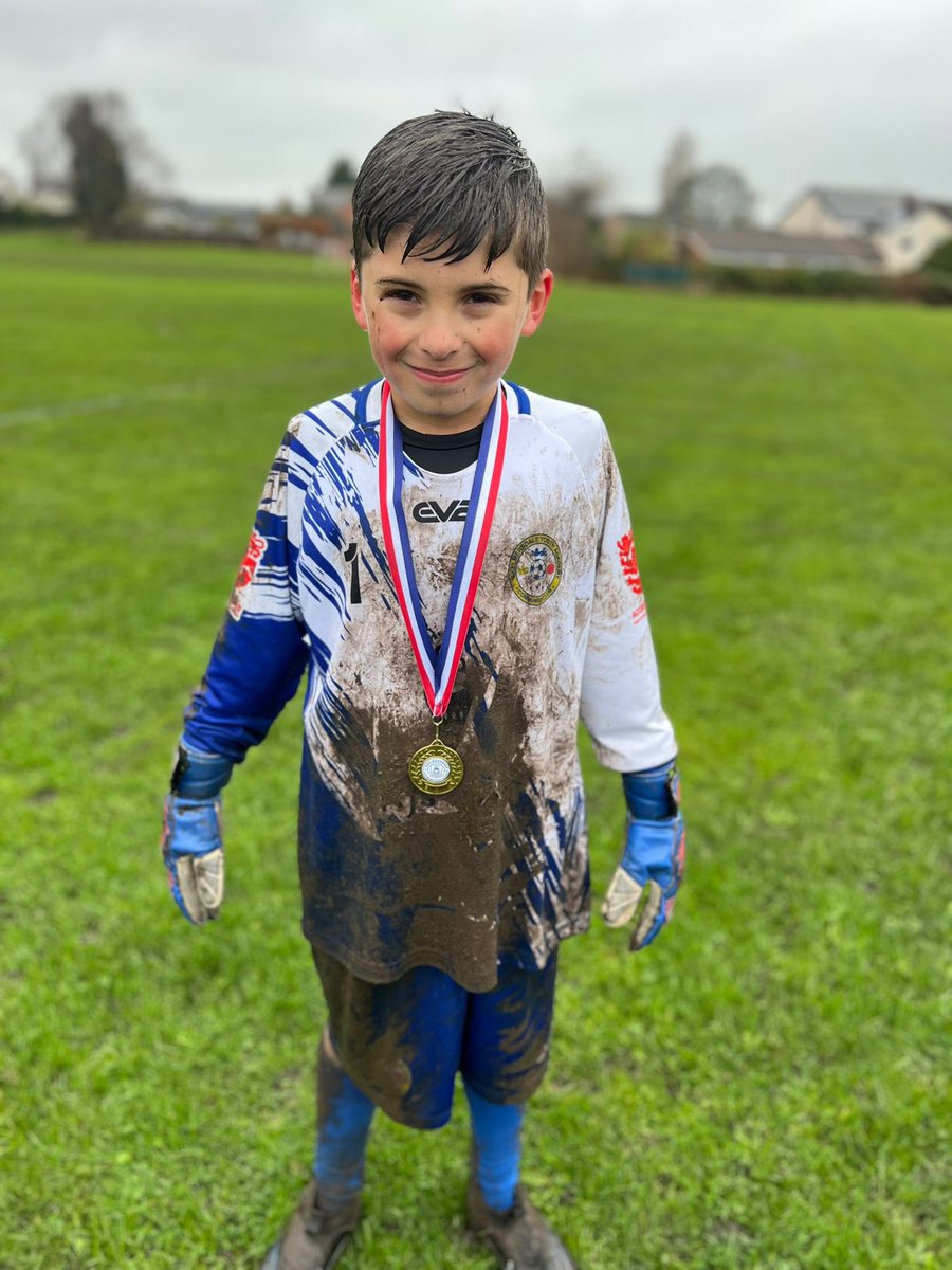 Skelmersdale Youth (@skem_youth) on Twitter photo Freezing, rain and loads of mud proper English grassroots footy weather.
Well done to the kids getting stuck in and good luck to the parents washing the kits today some muddy ones coming out of <a href="/Skem_JFL/">Skelmersdale JFL</a> this morning hopefully the pitches recover 🤞🏻 Freezing, rain and loads of mud proper English grassroots footy weather.
Well done to the kids getting stuck in and good luck to the parents washing the kits today some muddy ones coming out of <a href="/Skem_JFL/">Skelmersdale JFL</a> this morning hopefully the pitches recover 🤞🏻