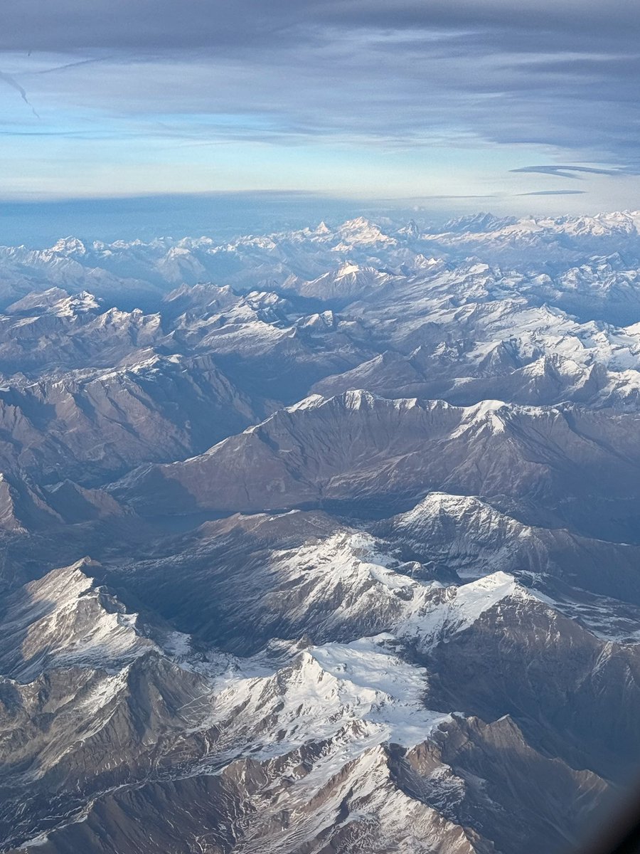 🏔️#SundayVibes 
#Alpes #photo #photography #NaturePhotography #nature