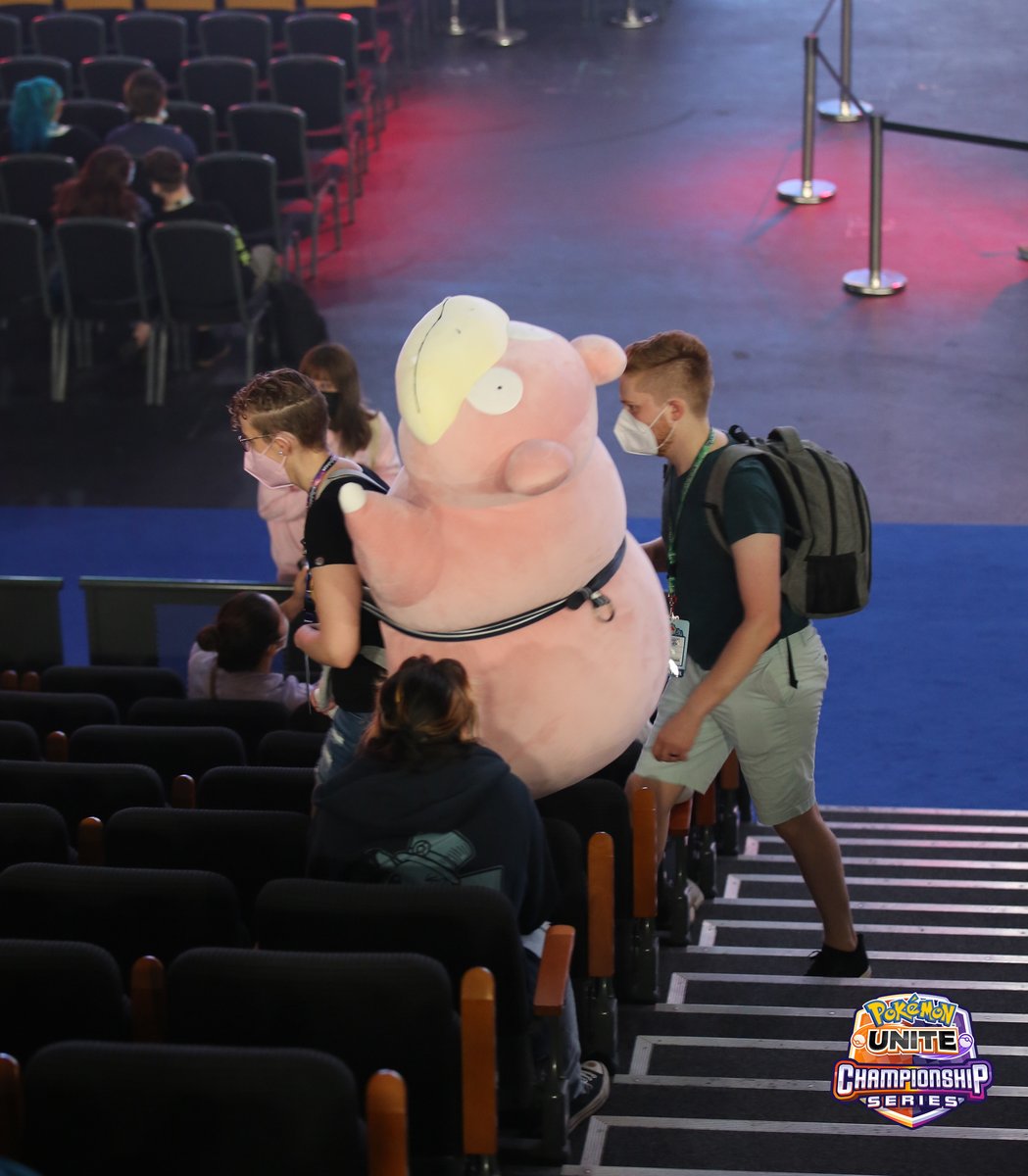 UniteEsports's tweet photo. Dug DEEP into the 2022 archives for this one, but we had to bring this full circle 💜🧡

#PokemonUNITE | #UNITEesports https://t.co/WxkWahGM2l