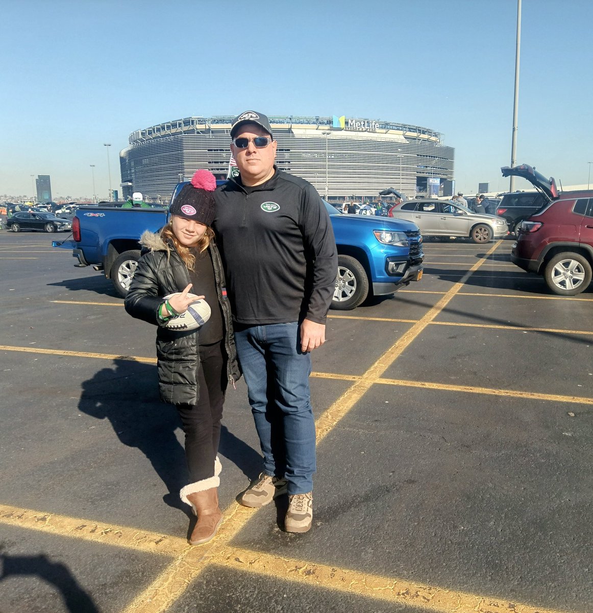 abrahamlevydiaz's tweet photo. Is football time @nyjets vs @Colts @MetLifeStadium @COACHSPANO1 #TakeFlight #jetsfan #newyorkjets #footballtime #NFL2024 #NFLSunday https://t.co/JGkcMCaXVP