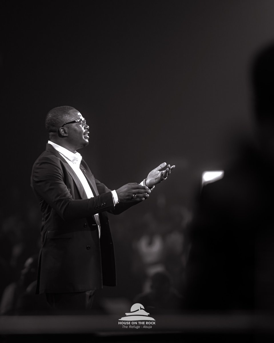 HOTRREFUGE's tweet image. @amemuso choir minister with their scinicilating and unique voices which bless us and also minister to God. 

#GraduationService
#Increase2024 
#HOTRRefuge 
#HOTRService 
#AbujaChurch