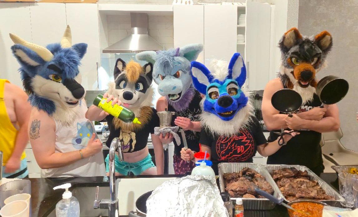 Pajammersdraws's tweet image. 2024 TYPE A HOT GIRL MEETING HAS CONCLUDED @Divications