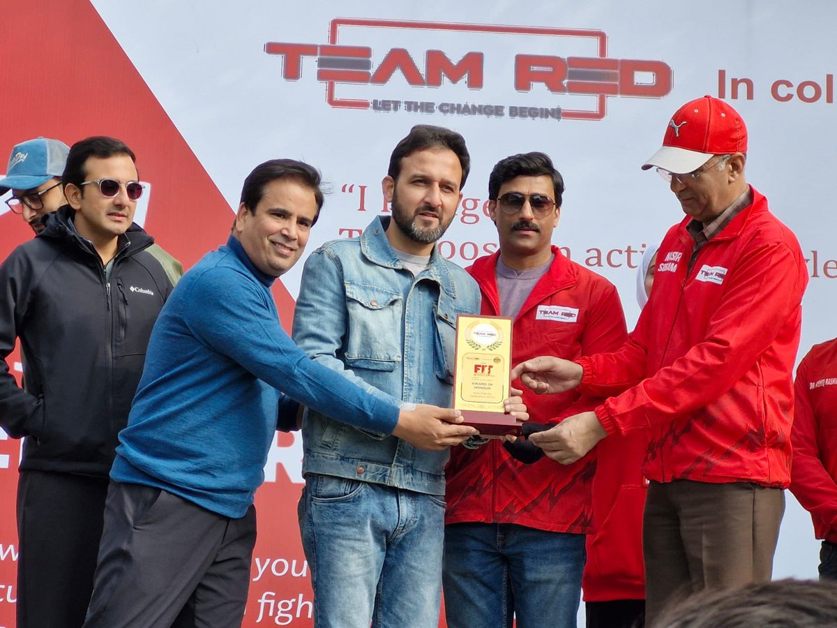 Stariq0089's tweet photo. Team Red organizes Fit November every year to promote a drug free lifestyle through sports and https://t.co/GsXAcZie0e Red aims to inspire a positive change in society, proving that fitness is a powerful alternative to harmful addictions.@manojsinha_ @OmarAbdullah @TeamRed_NGO https://t.co/pZLSvrxW6s