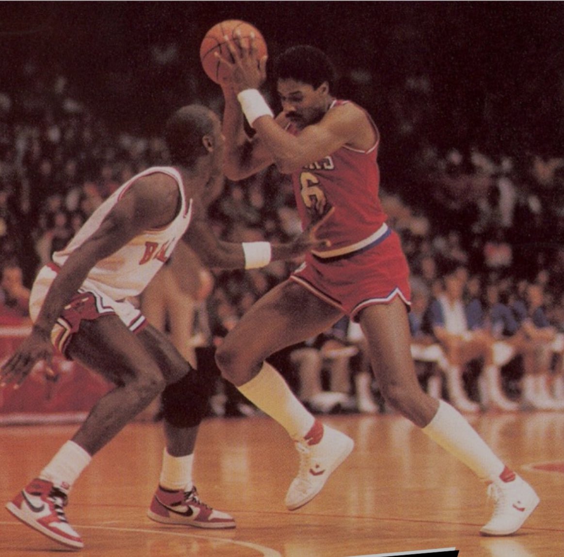 Darren Rovell tweet media