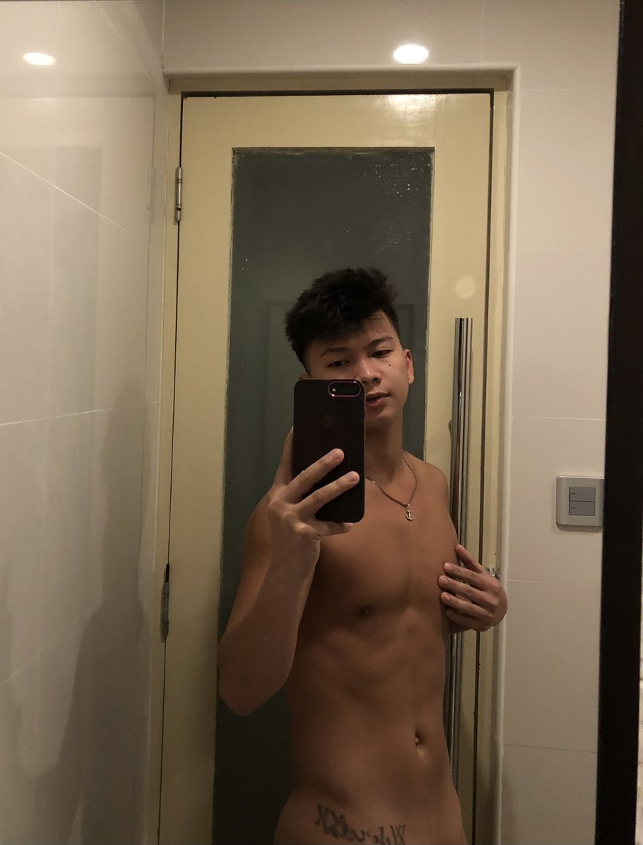 lancetusok's tweet photo. G’evening Guys ako parin to ang LANCE MASSEUR nyo 😉🥵 https://t.co/O0sfOxP1Xv