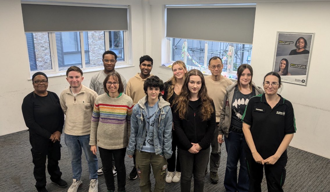 JamesHoffmann07's tweet photo. Day 2 of the Demonstrator course @SJALondonBridge is now complete. A great experience, learning a lot and having fun along the way 💚 #MySJADay #StJohnPeople https://t.co/8IGXArLaxD