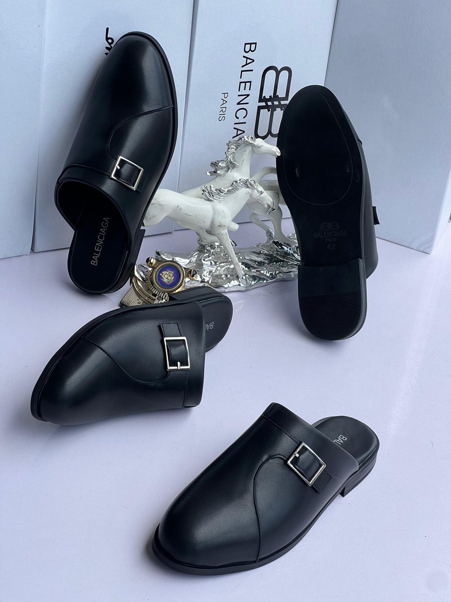 dinero_crocs's tweet photo. Halfcovers 📦 

Price- N38,000

Location Kaduna (delivery nationwide) https://t.co/fZabUs6nJo