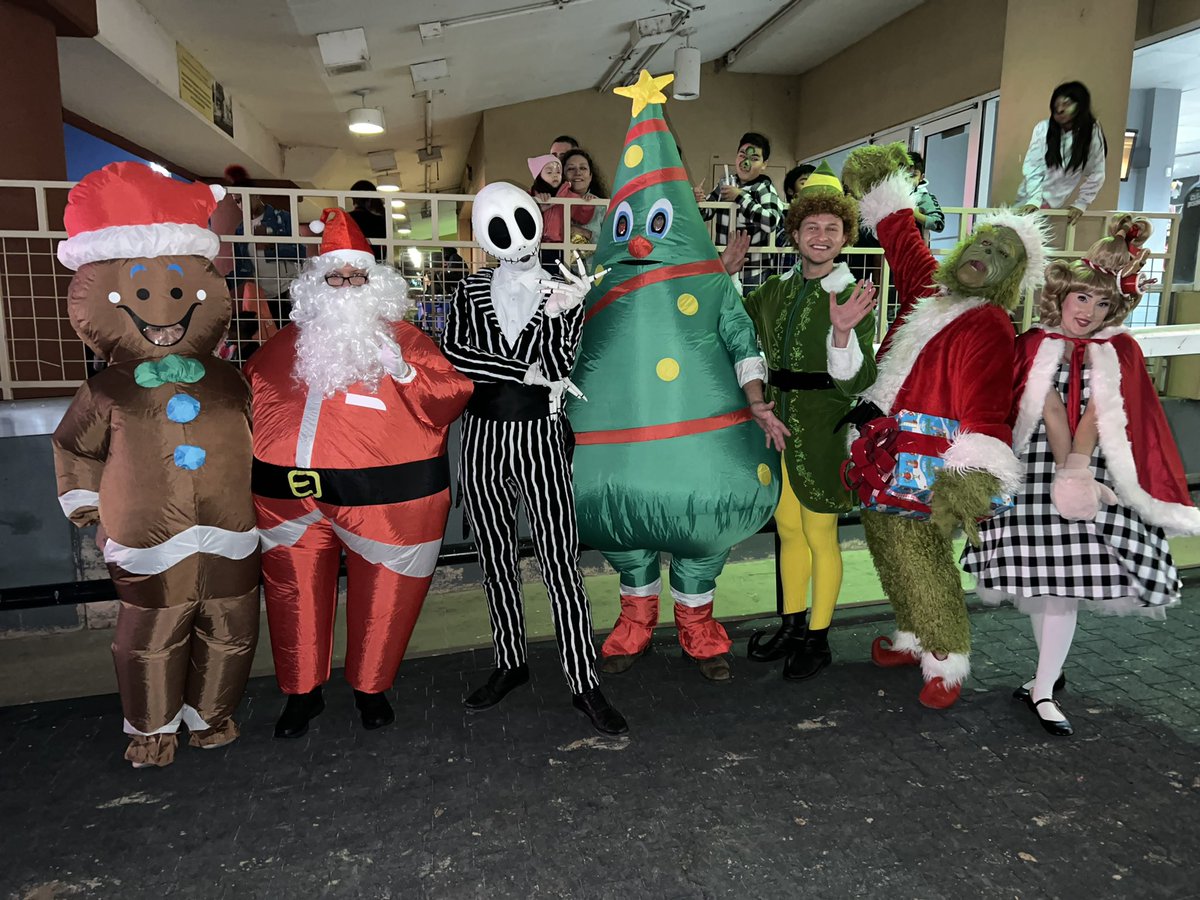 A heartfelt thank you to everyone who joined us for the Extreme Holiday Showdown!💫 🧑‍🎄 

Here’s to the magic of the season, the wonderful connections we create together, and an even more spectacular event next year!💫