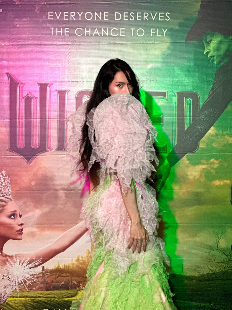 iyudipota's tweet photo. Wicked. 💖💚 https://t.co/URT2nRDZeN