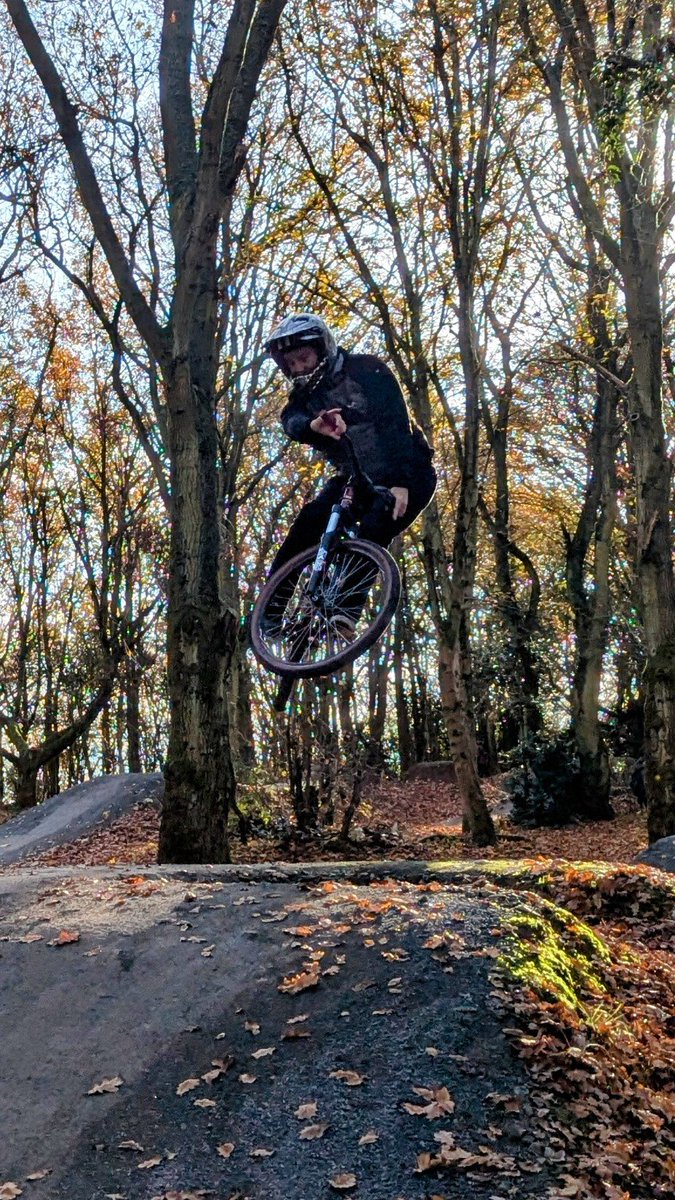 Andy Hodson tweet media