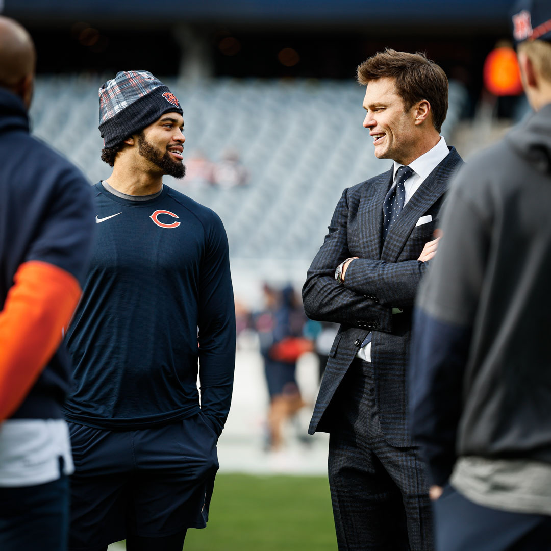 ChicagoBears's tweet image. CW18 🤝 TB12