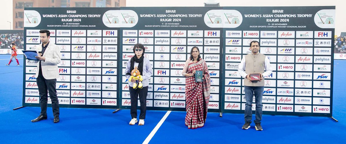 SanjayAgarw_IAS's tweet photo. India shines with a commanding 3-0 victory over Japan, securing the top spot and marching into the semifinals of the Women’s Asian Champions Trophy 2024 at the newly constructed Rajgir Stadium, Bihar. 

Honored to be part of the awarding ceremony of one match and meet the incredible players representing India. 

Truly inspiring 🇮🇳🏑🇮🇳🏑🇮🇳🏑 

#HockeyIndia #HockeyKaParvBiharKaGarv
@asia_hockey @BSSABihar @TheHockeyIndia