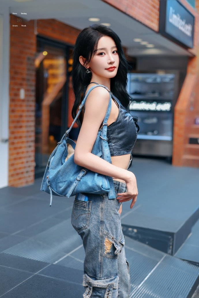 shiyuarchives's tweet image. 241109 | © 周周有约丨周诗雨        

#SNH48 #ZhouShiyu #周诗雨