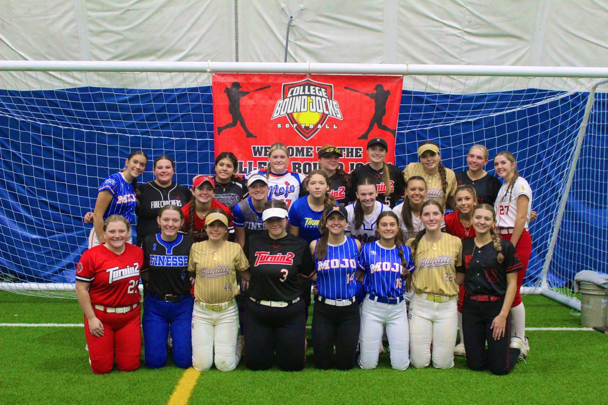 Session #1 complete! ✔️ Great job to these amazing athletes who showed up and showed out.