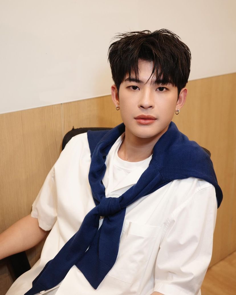 MarkOhmBrasil's tweet photo. 📸 | 17.11.2024 - Atualização story IG com Mark.

🍡~ meu amor 
©️ makeupbyrasika 

#mmarkpkk @mmarkpkk https://t.co/KPO1rSF94m
