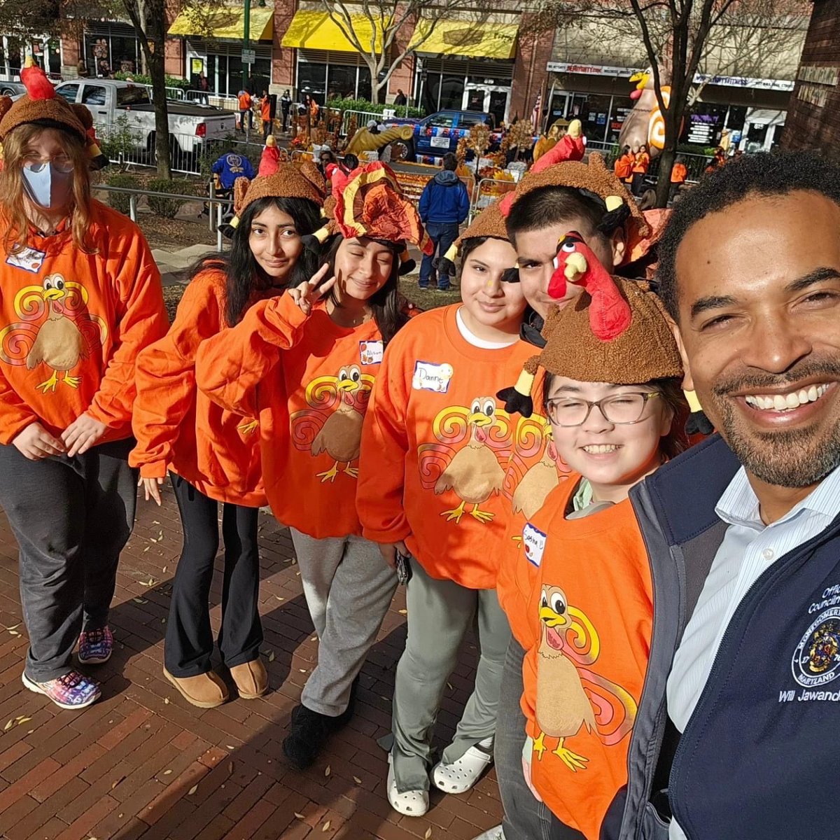 CMJawando's tweet photo. #TeamJawando had a great time at the Montgomery County Thanksgiving Day Parade yesterday, including welcoming our honorary Grand Marshals, Olympians, and Montgomery County natives, @thea_lafond and Aaron Owusu! #happythanksgivng 🙌🏾🦃 https://t.co/Rd7venDVMf