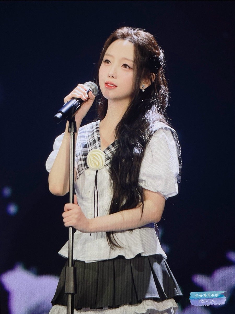 eyes4kei's tweet photo. 241117 겨울나라의 러블리즈 4

프리뷰 #1

#Lovelyz #Kei #러블리즈 #케이 https://t.co/9AtV1jom6Q
