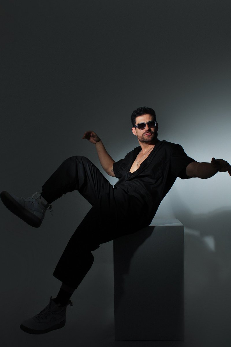 ¡La vida es un ratito, vamos a disfrutarla y a mandar al carajo los prejuicios! Buen día para todos!!!!