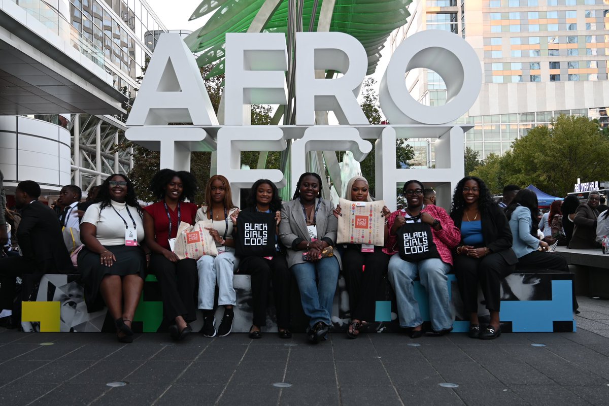 BlackGirlsCode's tweet image. The future of tech is Black. The future of tech is woman. The future is Black women. The future is now. #BlackGirlsCode #AfroTech24