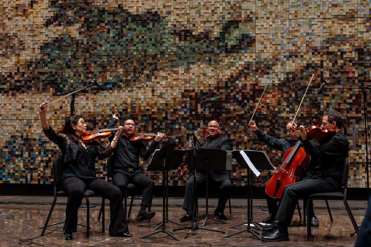 The Philadelphia Orchestra (@philorch) on Twitter photo The final residency activities took place in the city of Nanchang. On Friday evening, musicians performed a joint concert with the Nanchang Symphony Orchestra. To conclude the trip, the musicians performed Saturday morning at the Jianxi Provincial Museum.
📸 <a href="/toddrphoto/">Todd Rosenberg</a> The final residency activities took place in the city of Nanchang. On Friday evening, musicians performed a joint concert with the Nanchang Symphony Orchestra. To conclude the trip, the musicians performed Saturday morning at the Jianxi Provincial Museum.
📸 <a href="/toddrphoto/">Todd Rosenberg</a>